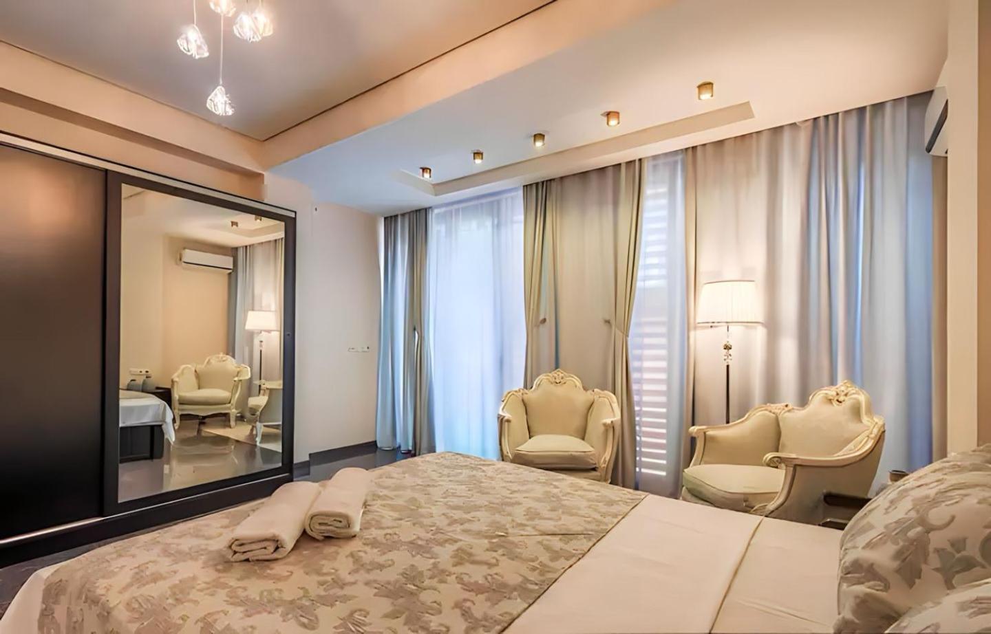 Cabernet Corner Apartment Tbilisi ภายนอก รูปภาพ