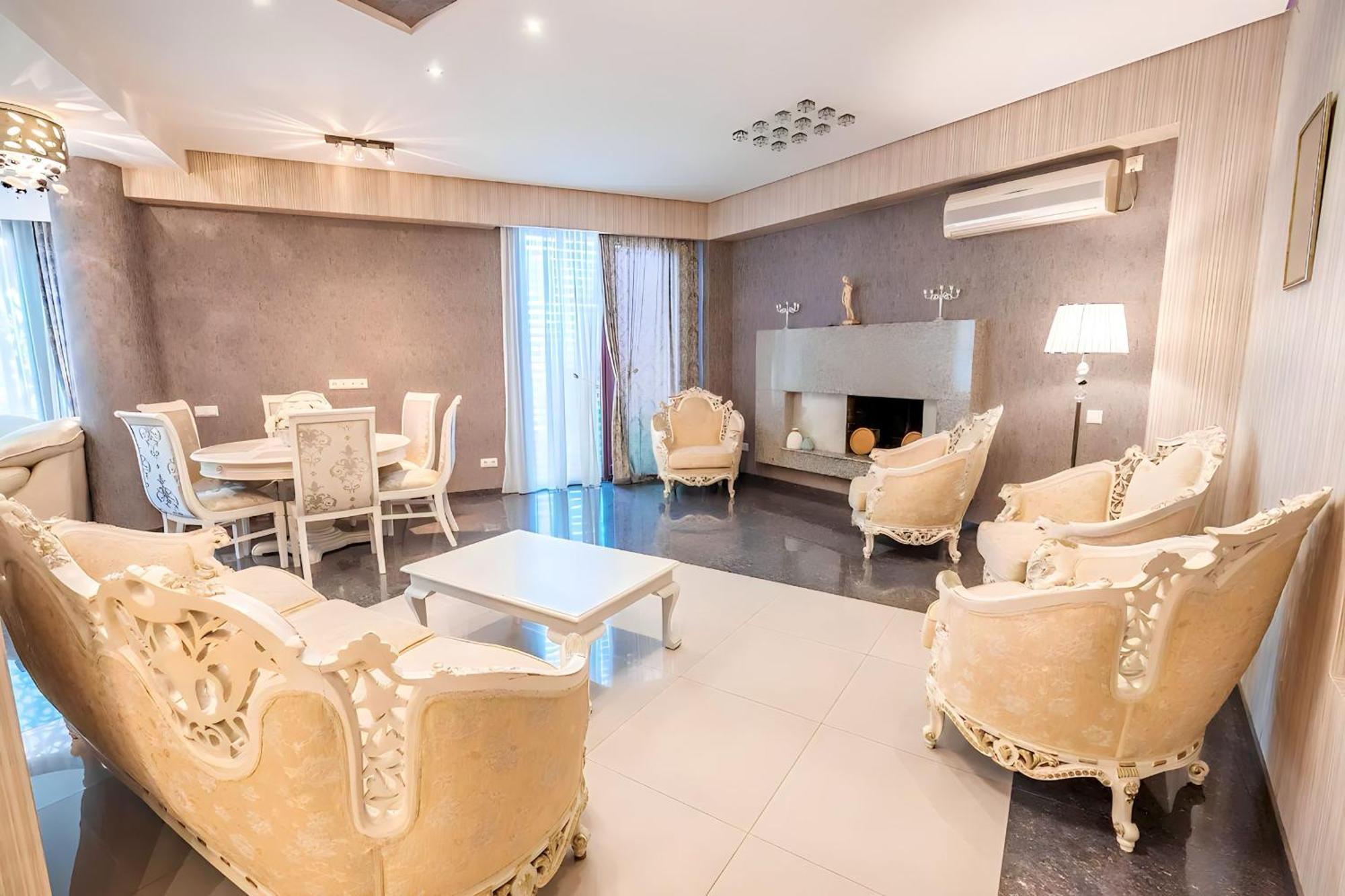 Cabernet Corner Apartment Tbilisi ภายนอก รูปภาพ